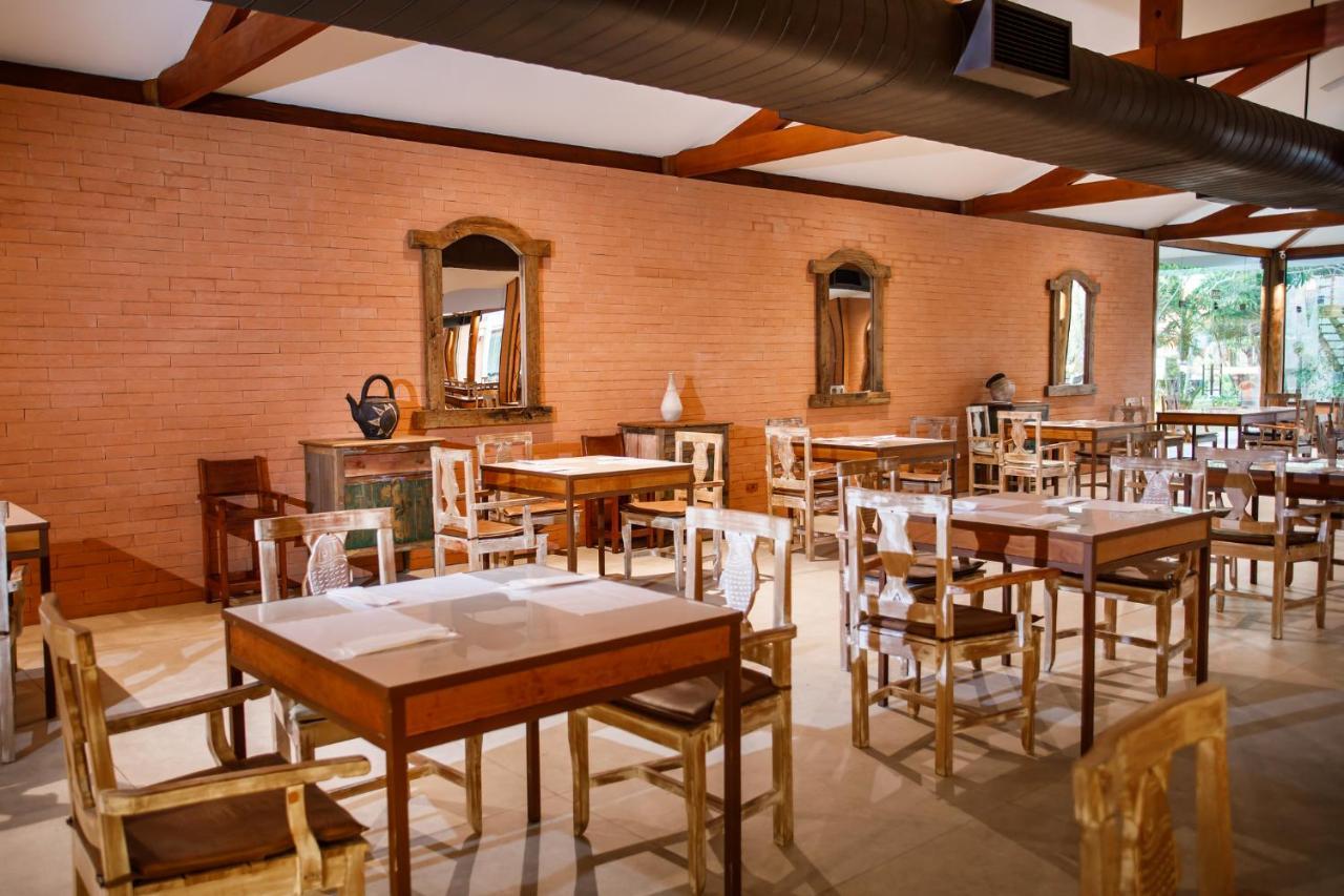 La Torre Resort All Inclusive Porto Seguro Kültér fotó The dining room at the restaurant