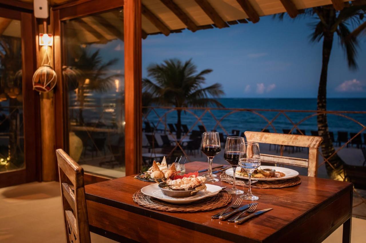La Torre Resort All Inclusive Porto Seguro Kültér fotó A restaurant at the resort