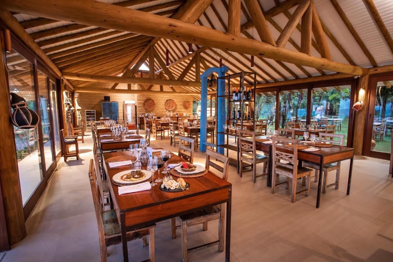 La Torre Resort All Inclusive Porto Seguro Kültér fotó The restaurant at the resort