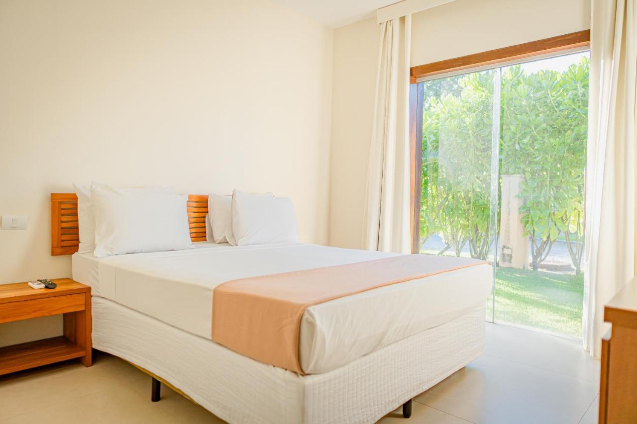 La Torre Resort All Inclusive Porto Seguro Kültér fotó A bedroom