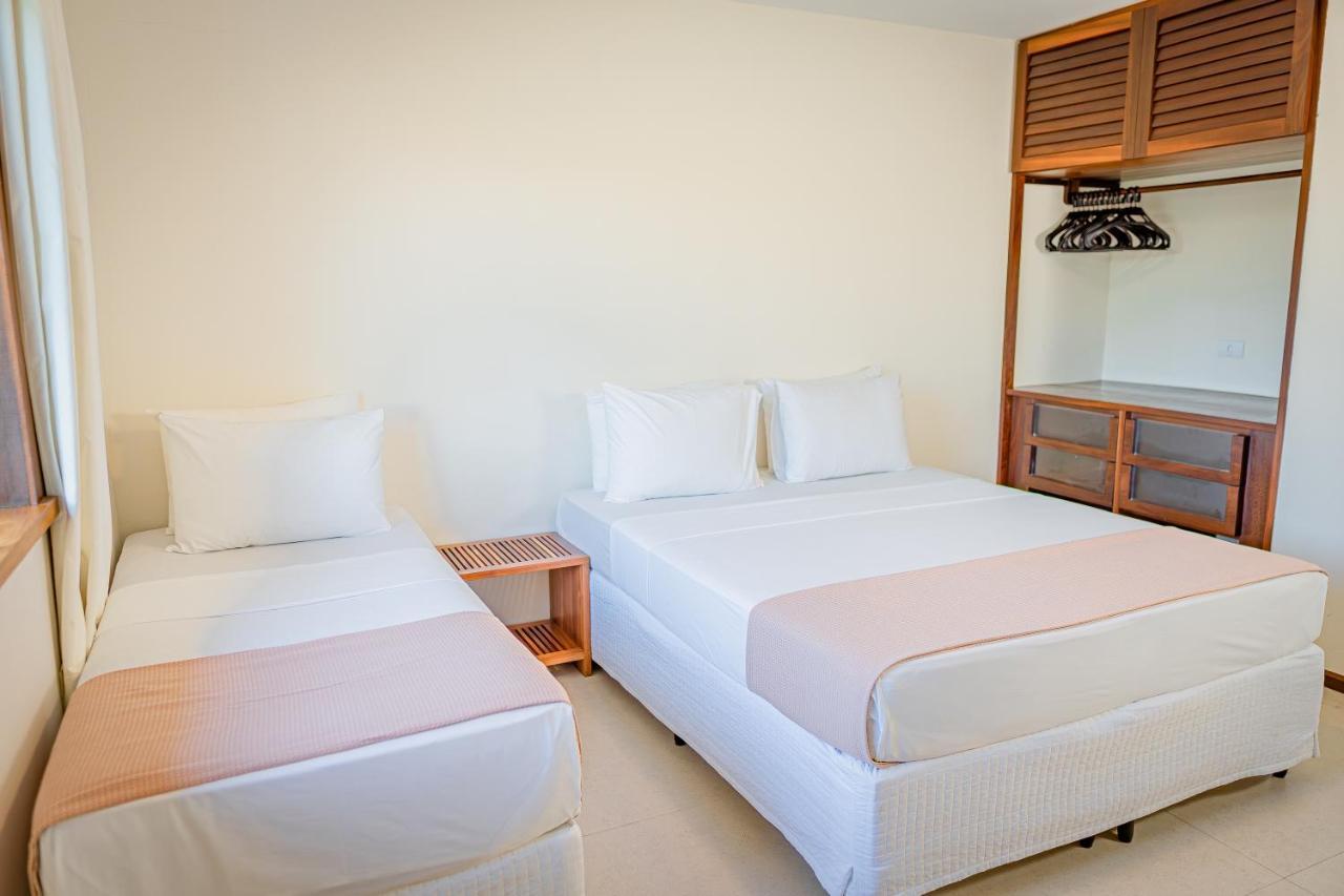 La Torre Resort All Inclusive Porto Seguro Kültér fotó A bedroom at the hotel