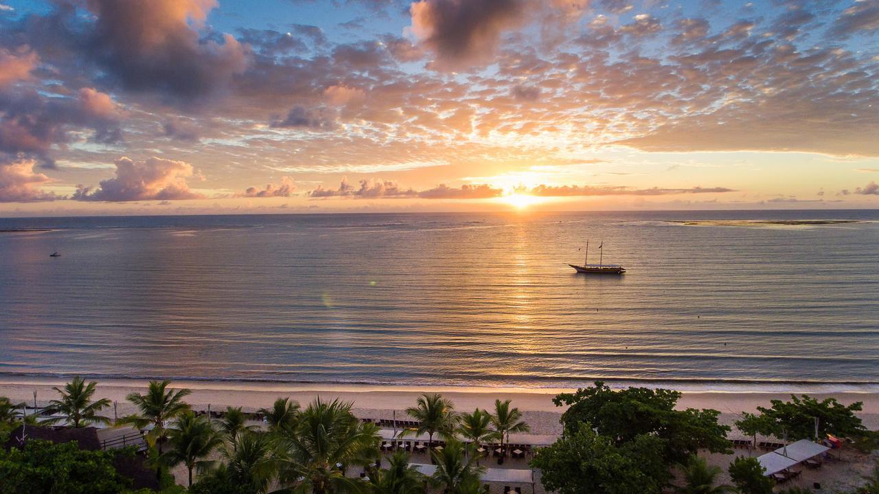 La Torre Resort All Inclusive Porto Seguro Kültér fotó Sunset at the beach